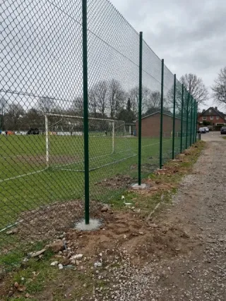 Ballfangzaun in Magdeburg - fachgerechte Ausführung vor Ort